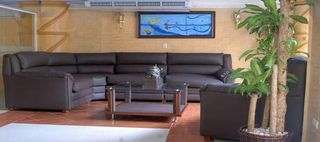 Hotel-Hostal-Luis-V-Lobby